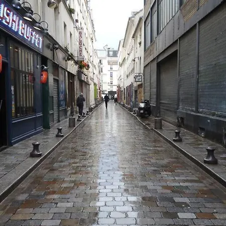 Beautiful 4 People Flat In Paris, Bastille Apartman